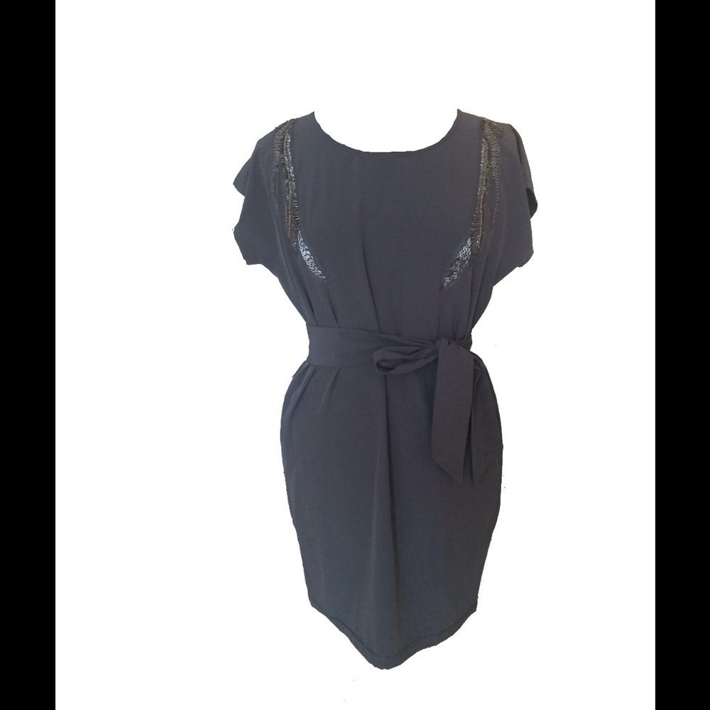 🔴CLEARANCE🔴 NWT Size M Gray Tunic Dress